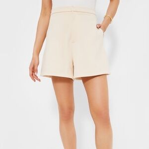 Tuckernuck milana shorts size L nwt